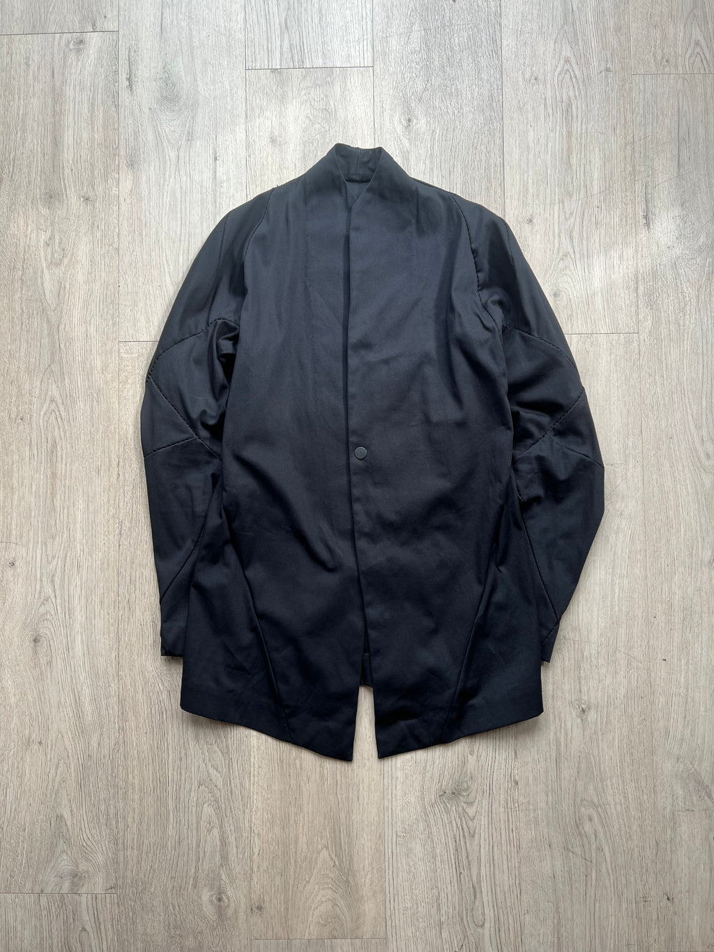 Leon Emanuel Blanck Distortion short Blazer