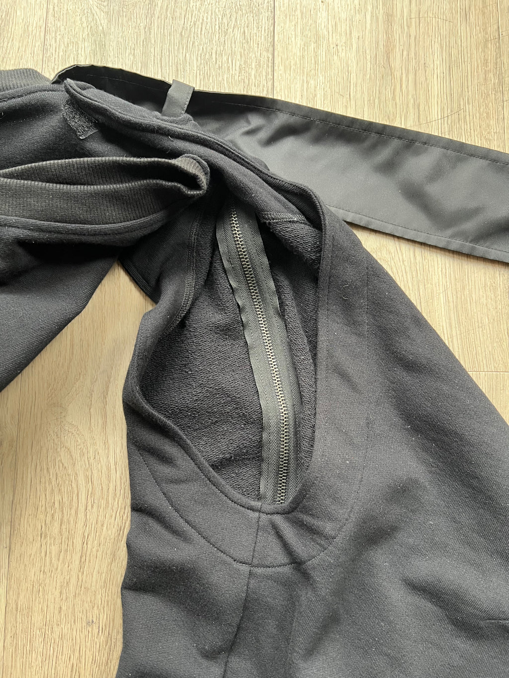 Walter van Beirendonck Sweatshirt with removable sleeves