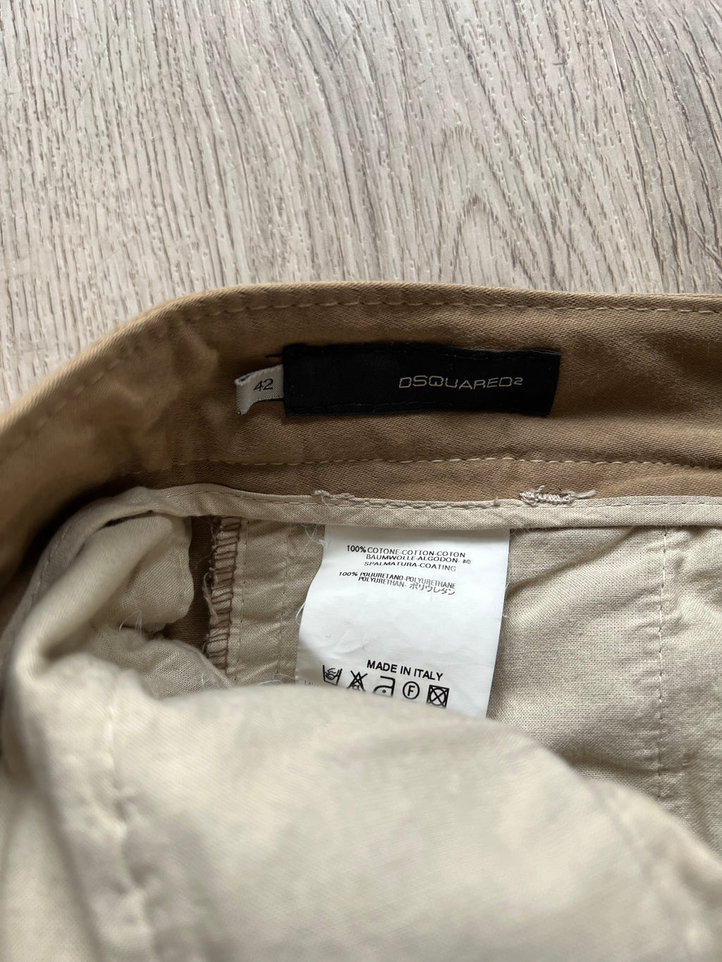 Dsquared 3/4 cargo pants with leather details