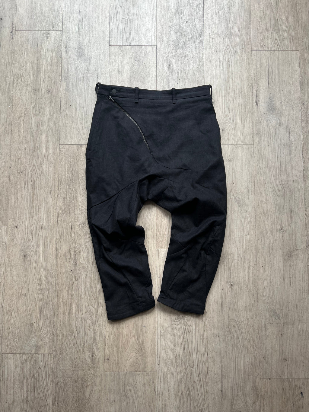Leon Emanuel Blanck 3/4 Distortion Pants