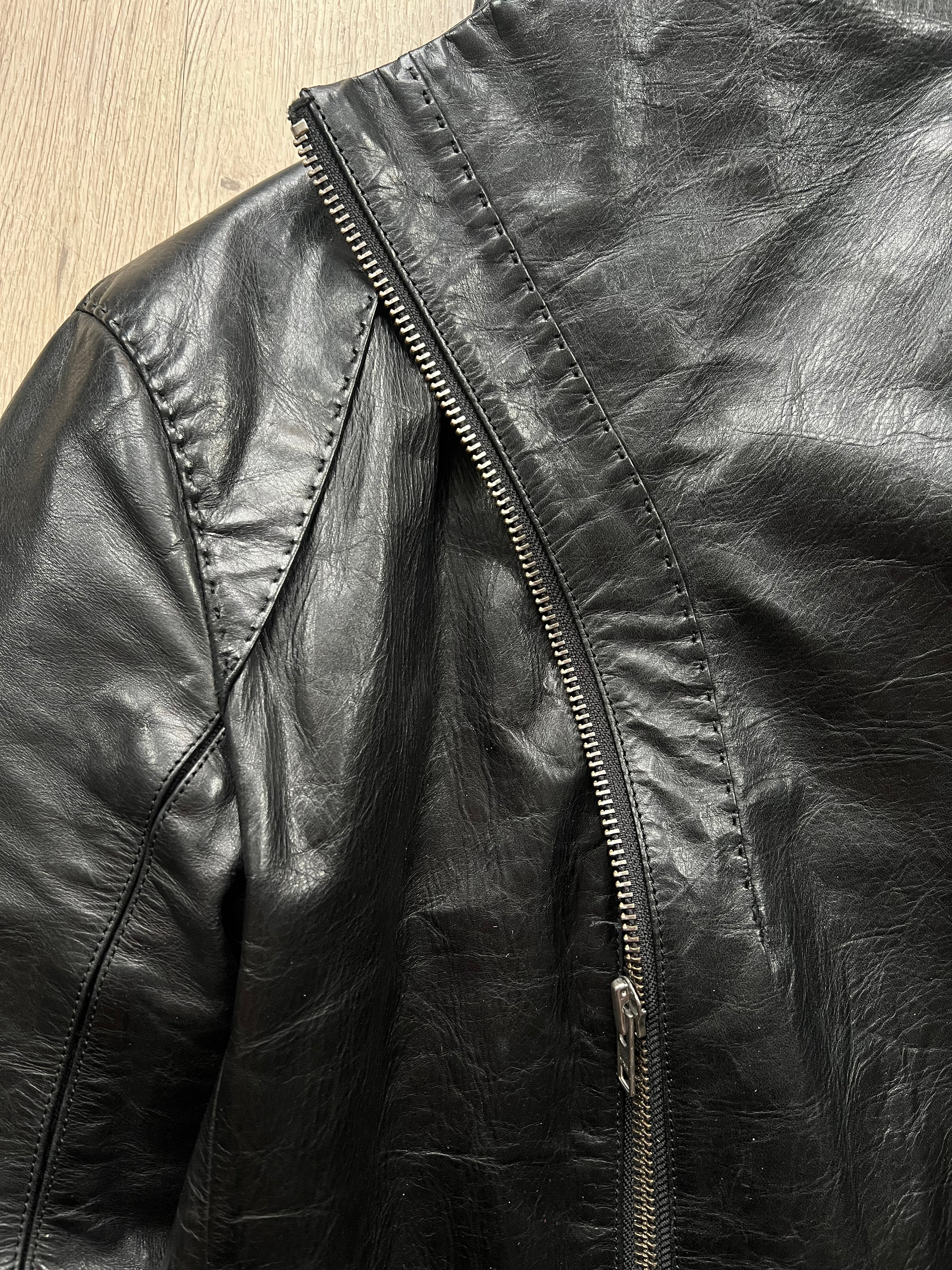 Y-project by Yohan Serfaty leather jacket with handstich Details