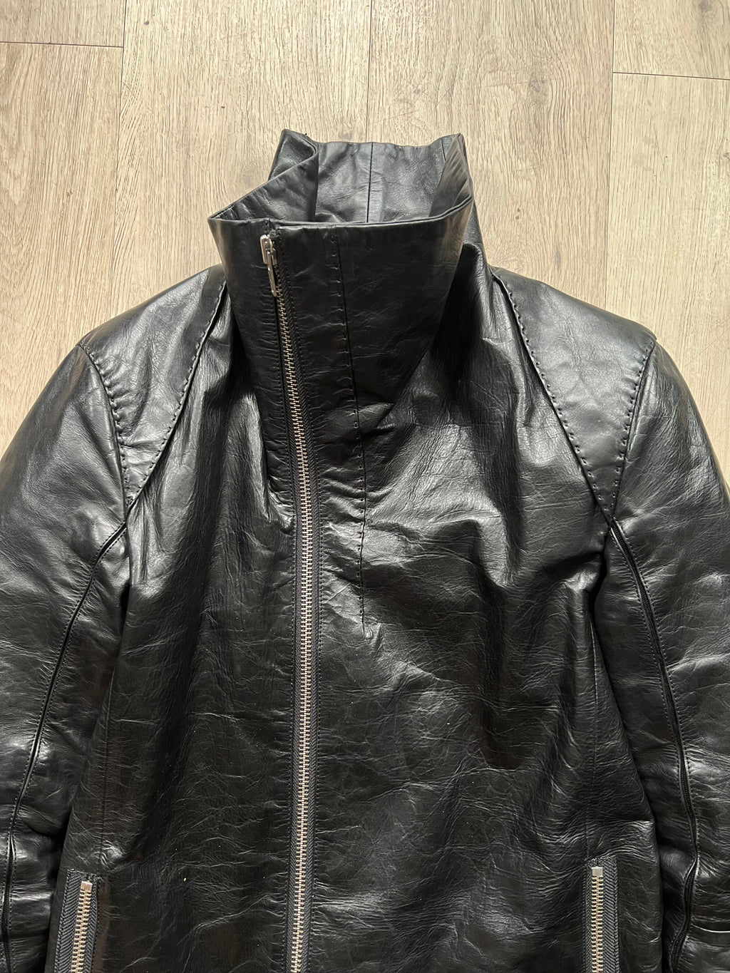 Y-project by Yohan Serfaty leather jacket with handstich Details