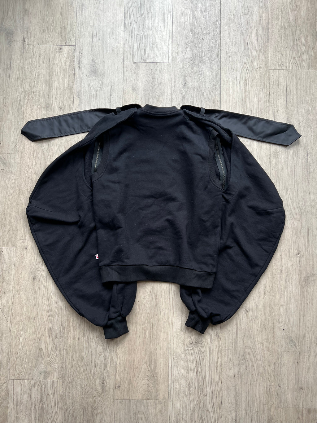 Walter van Beirendonck Sweatshirt with removable sleeves