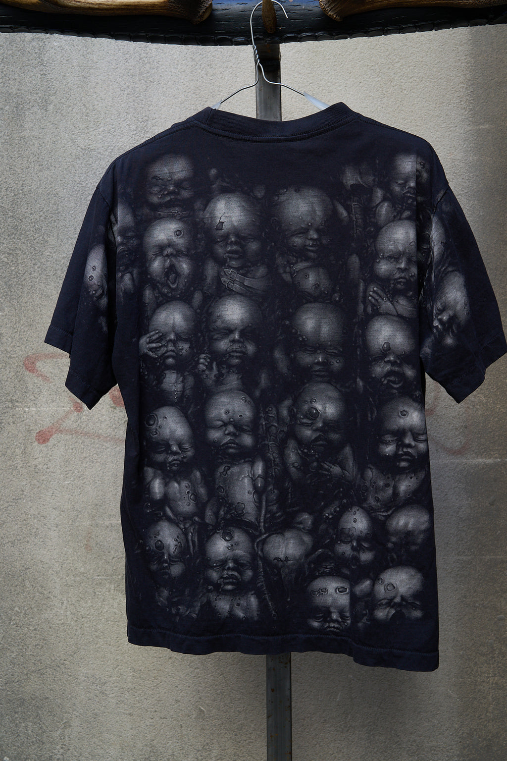 HR Giger "Wall of Babys" Vintage T-shirt