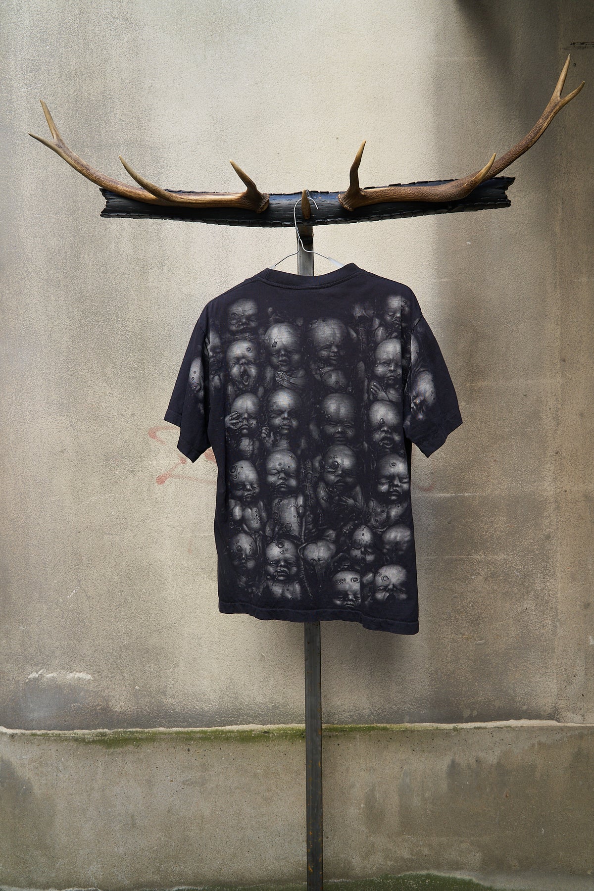 HR Giger "Wall of Babys" Vintage T-shirt