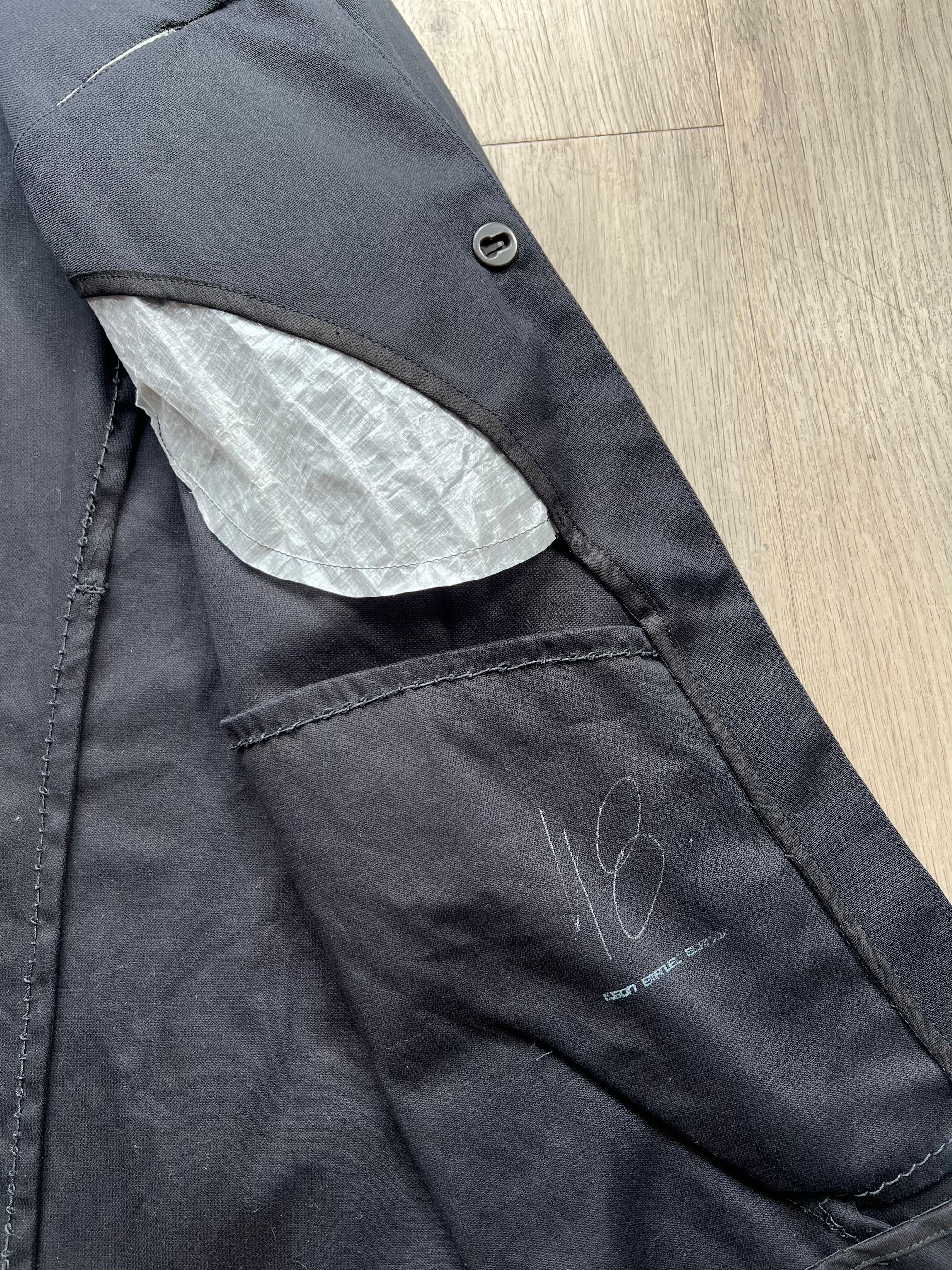 Leon Emanuel Blanck Distortion short Blazer