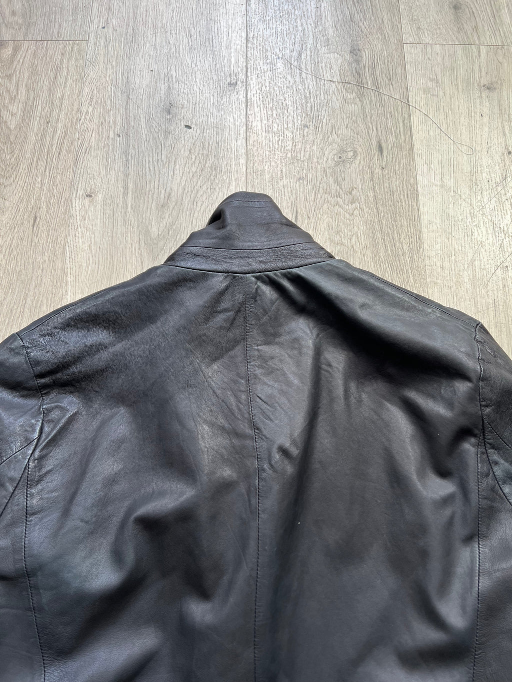 10sei0Otto leather jacket