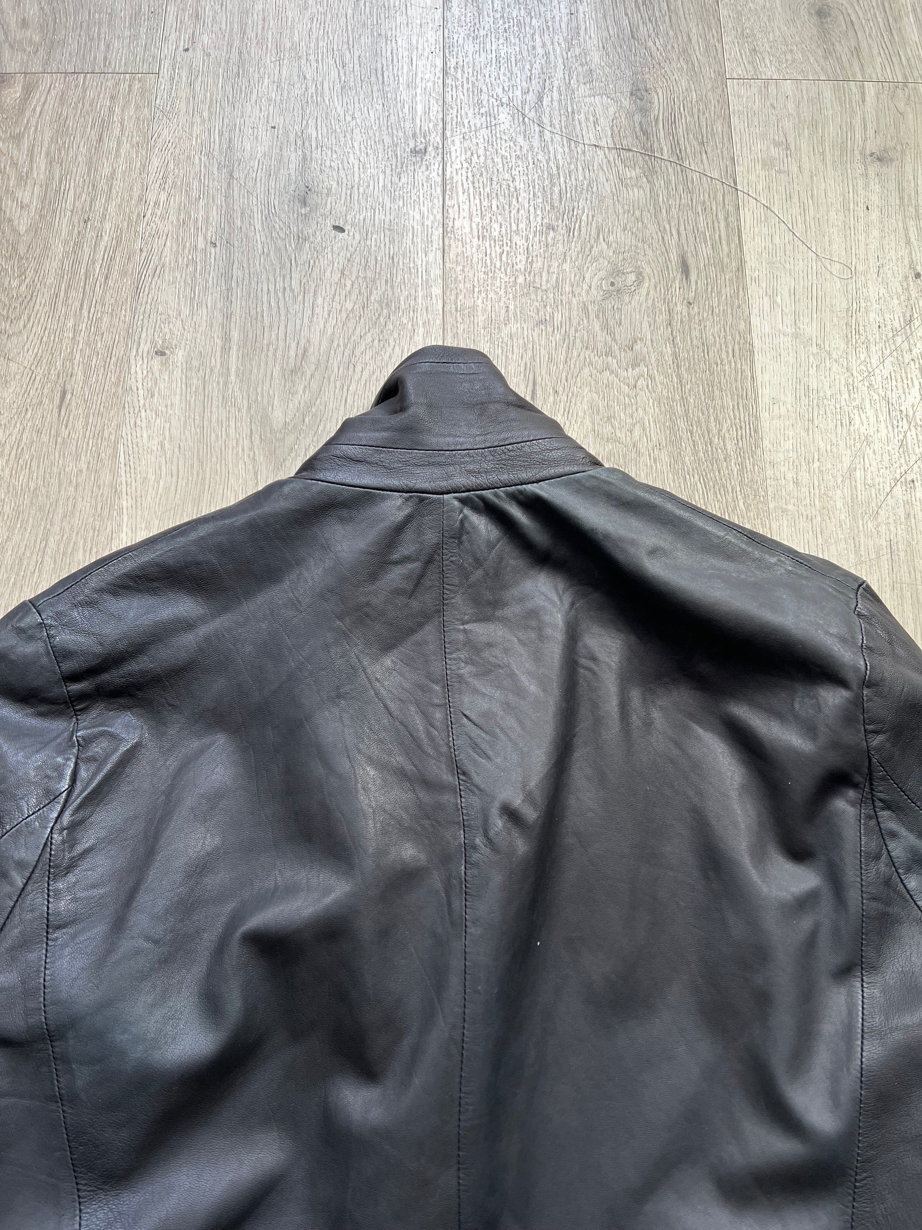 10sei0Otto leather jacket
