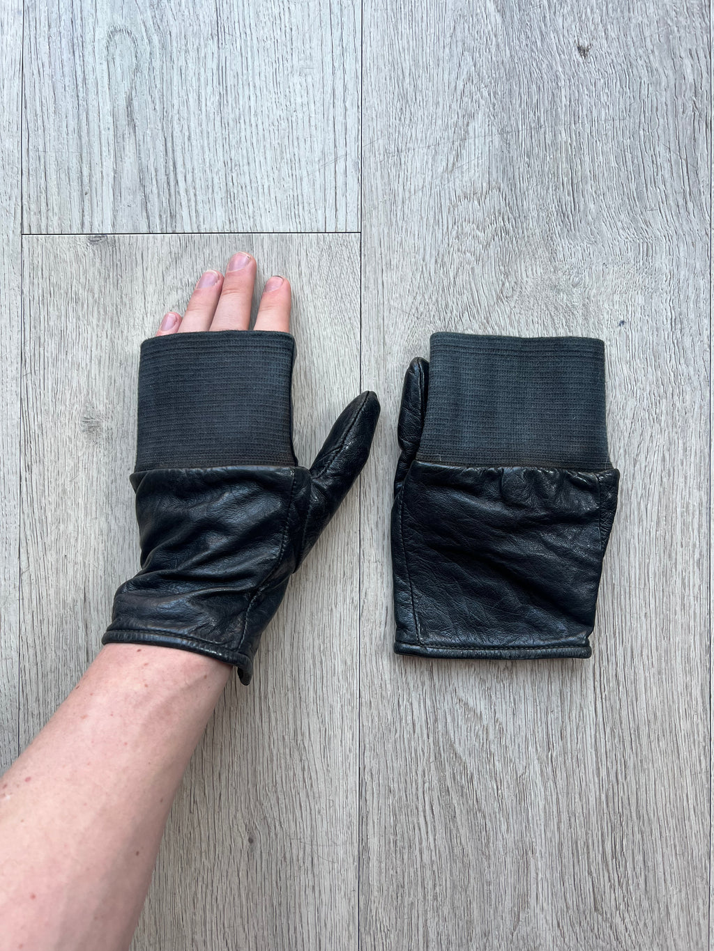 Carol Christian Poell Fingerless Gloves