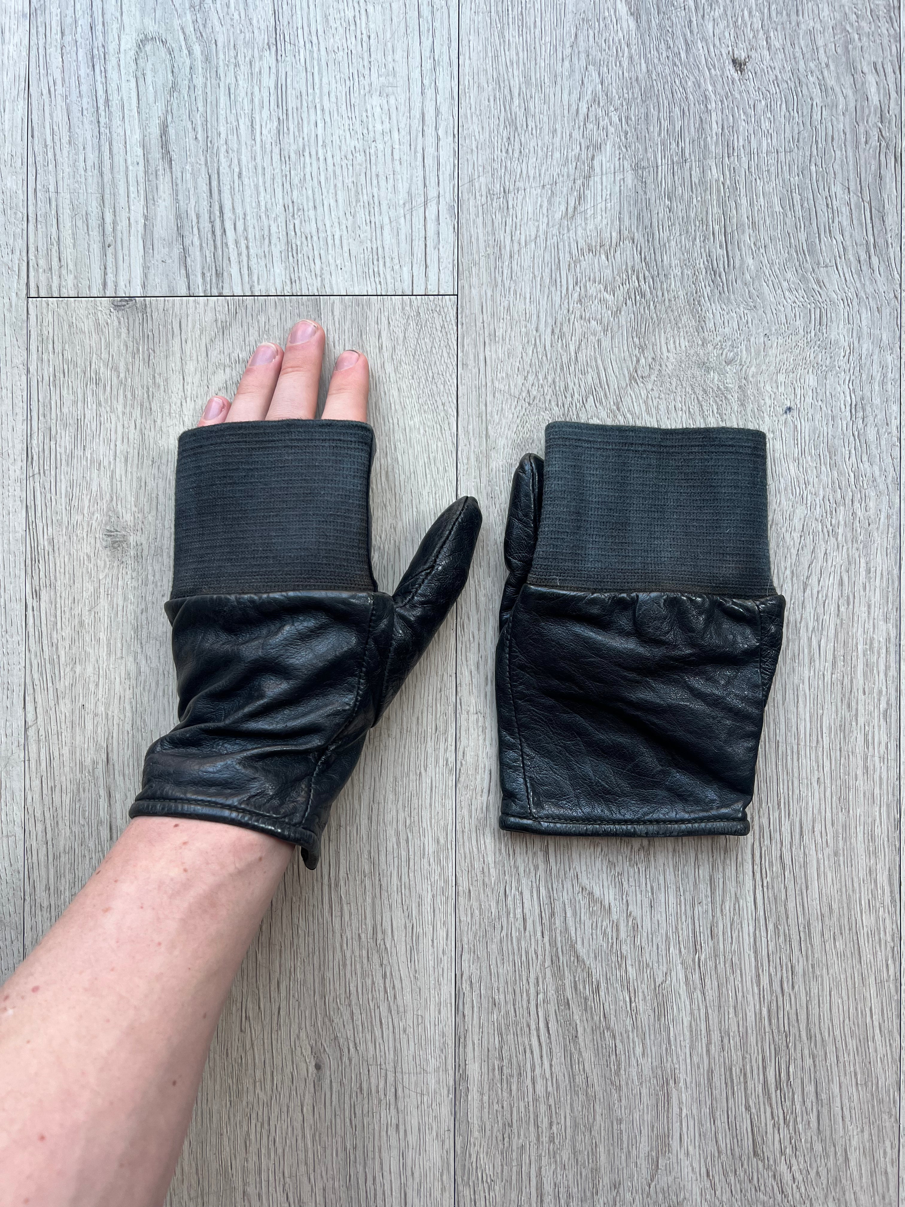 Carol Christian Poell Fingerless Gloves