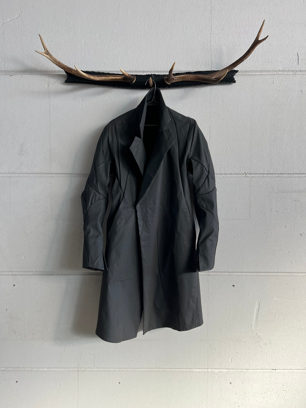 Leon Emanuel Blanck Distortion Scarstich Coat
