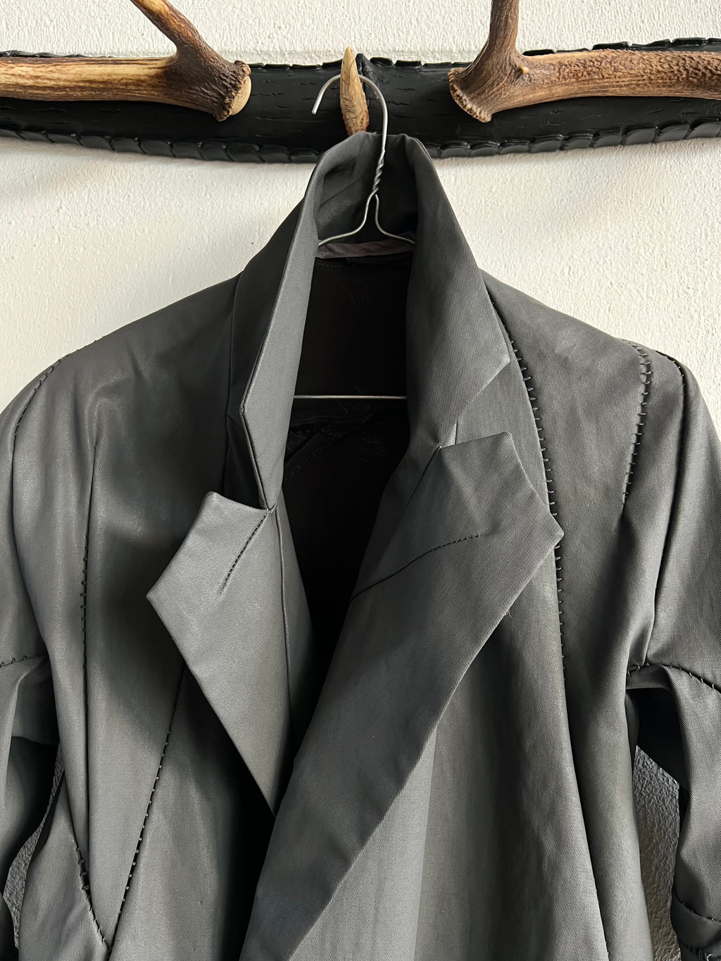 Leon Emanuel Blanck Distortion Scarstich Coat