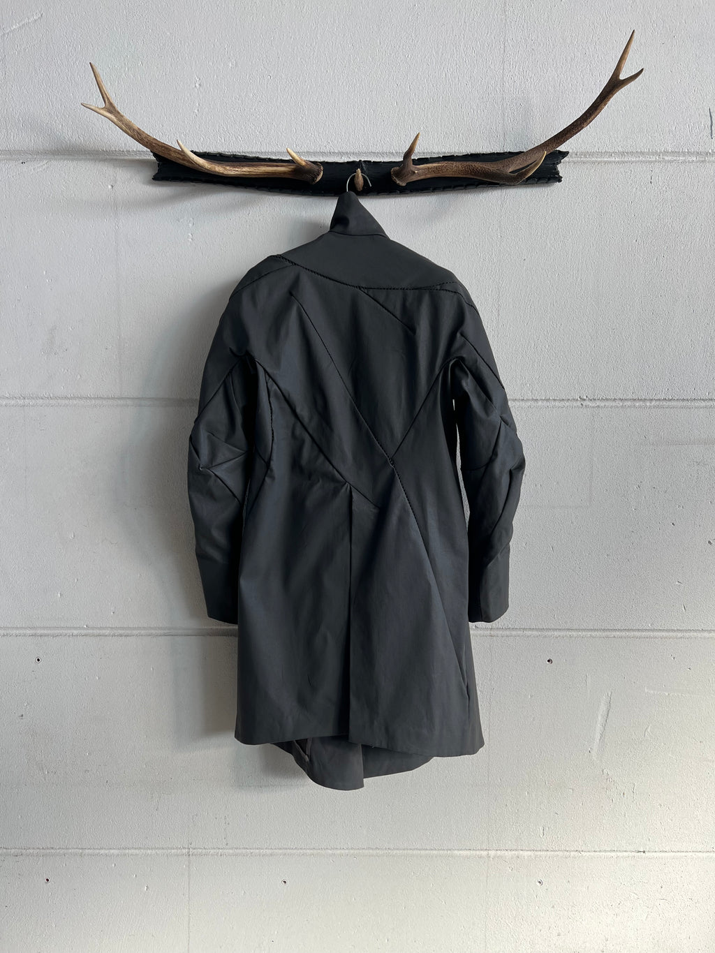 Leon Emanuel Blanck Distortion Scarstich Coat