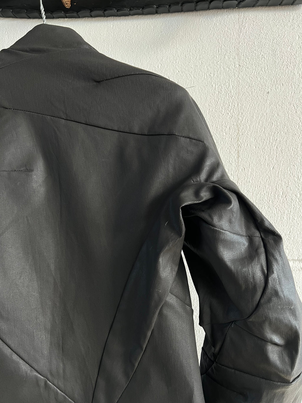 Leon Emanuel Blanck Distortion Short Blazer